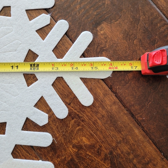 Party Decor for Girls "Winter Onederland" - Picture 7 of 8